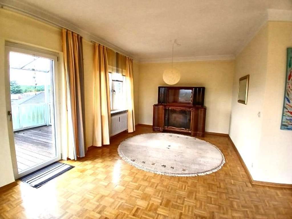 Immobilie in Ahnatal - Ahnatal-OT - Gepflegtes Zweifamilienhaus mit Grundstück - Bild 3