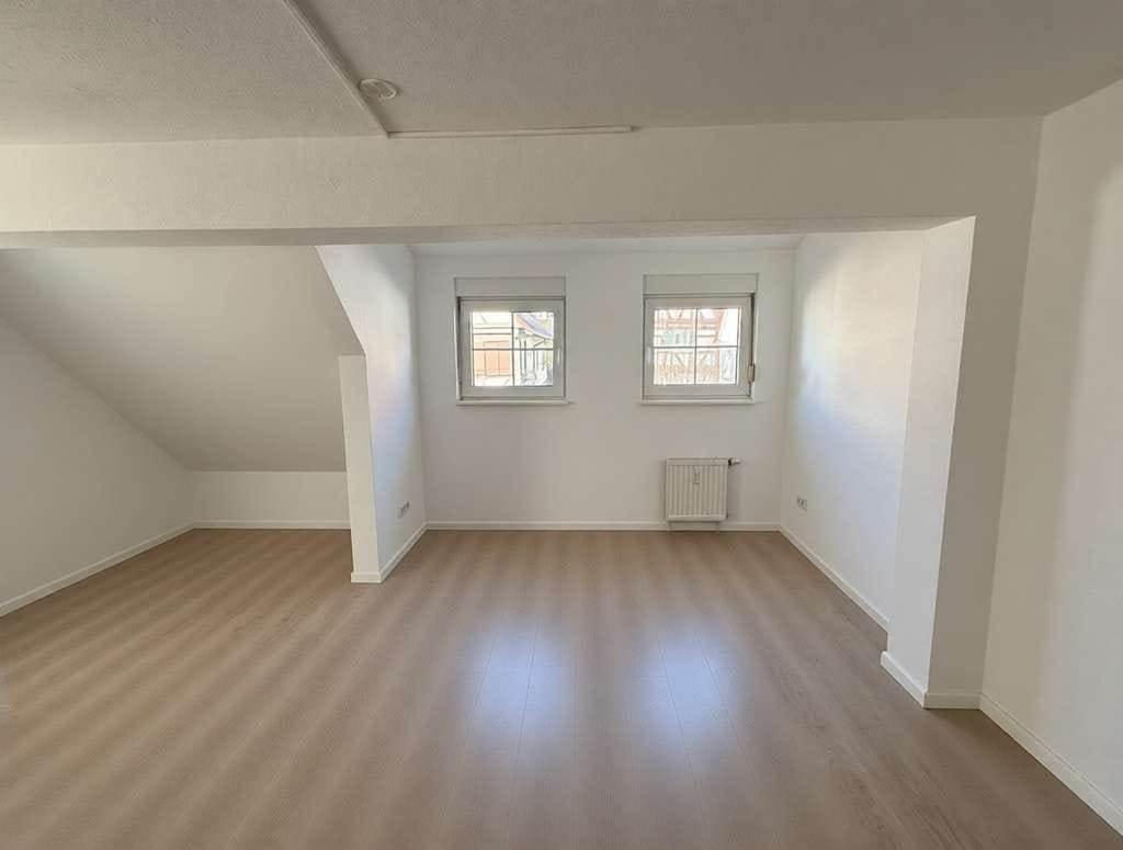 Immobilie in Rutesheim - Attraktive 3-Zimmer-Maisonettewohnung mit 2 Stellplätzen - Bild 1