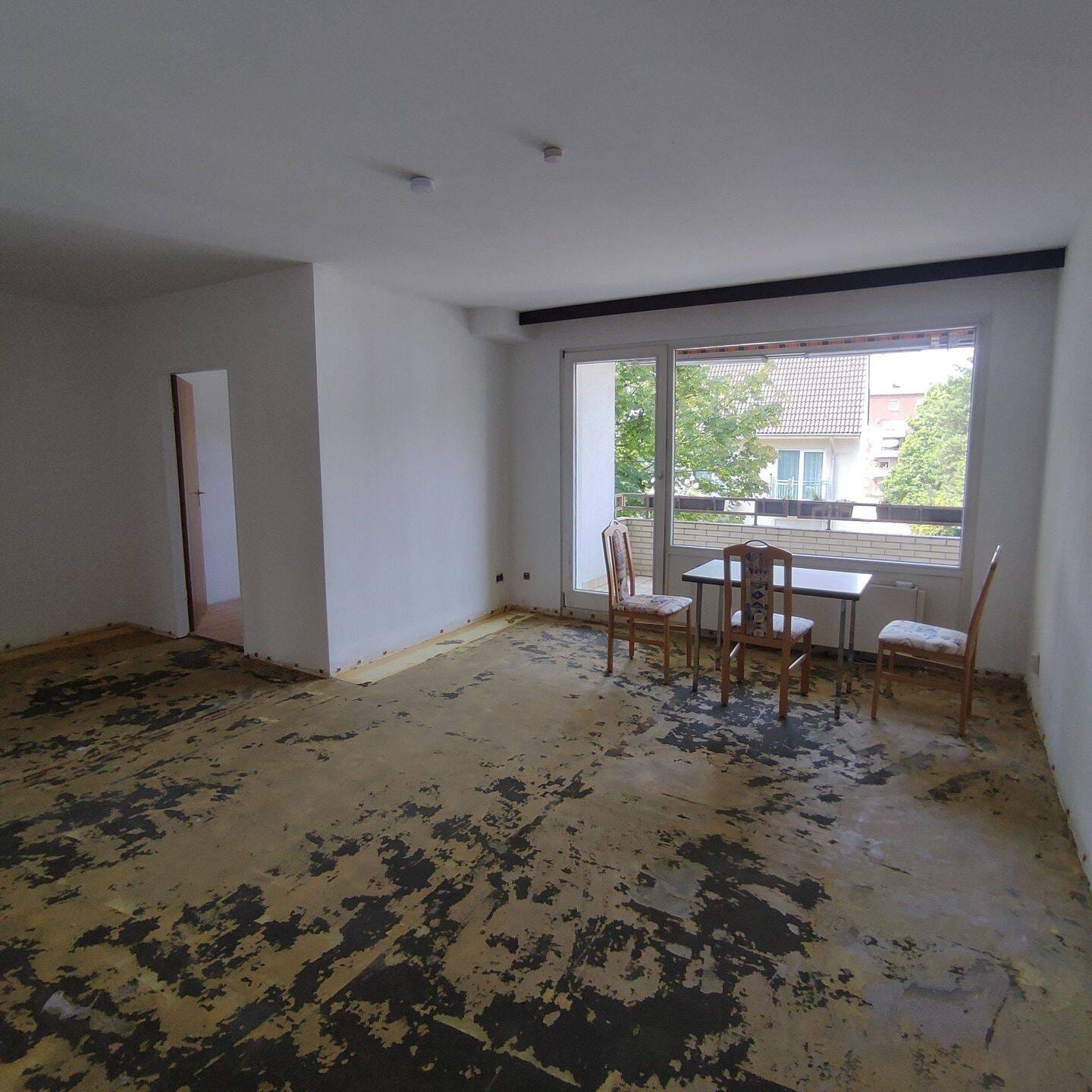 Immobilie in Hilden - Gut aufgeteilte, 3 Zi.-ETW mit S/W Balkon in Citynähe  - Bild 0