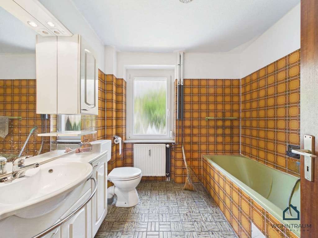 Immobilie in Lahr/Schwarzwald - Einfamilienhaus in Lahr: 7 Zimmer & Potenzial zum Zweifamilienhaus - Bild 3