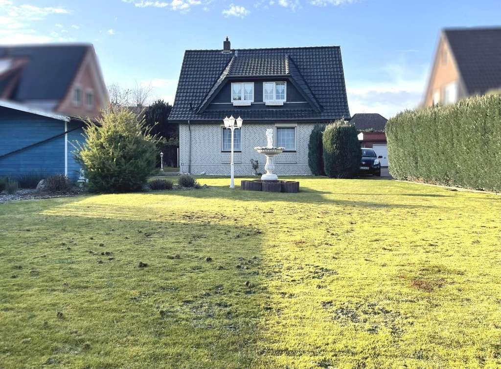Immobilie in Bramsche - Eine Immobilie mit Substanz und Perspektive in grüner Umgebung !  - Bild 0