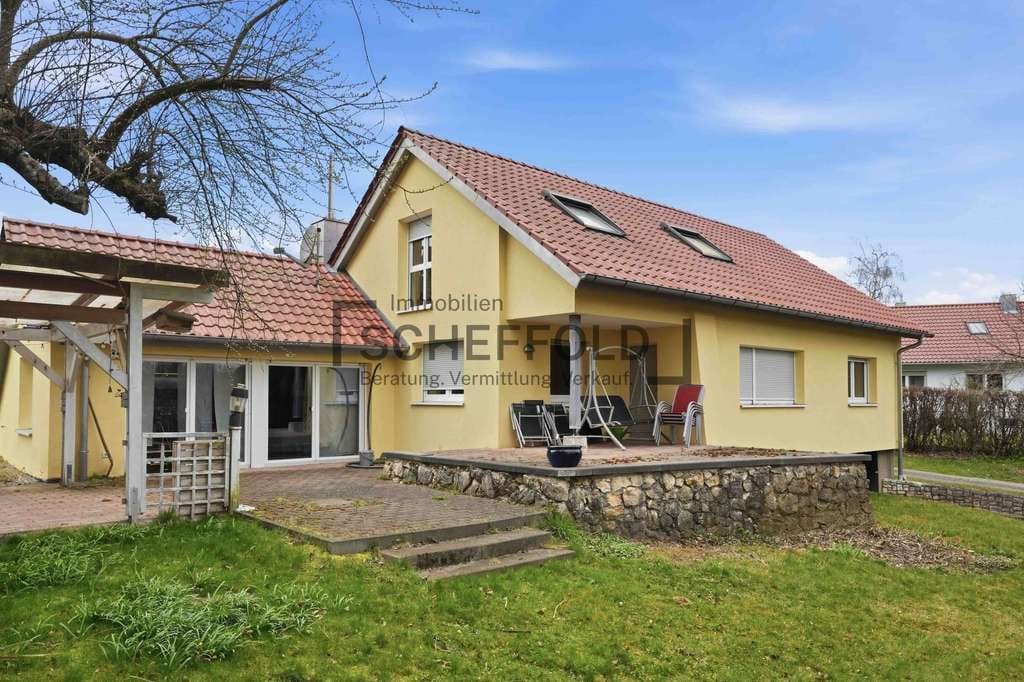 Immobilie in Burgrieden - Raumwunder! Einfamilienhaus in naturnaher Lage und großem Grundstück - Bild 4