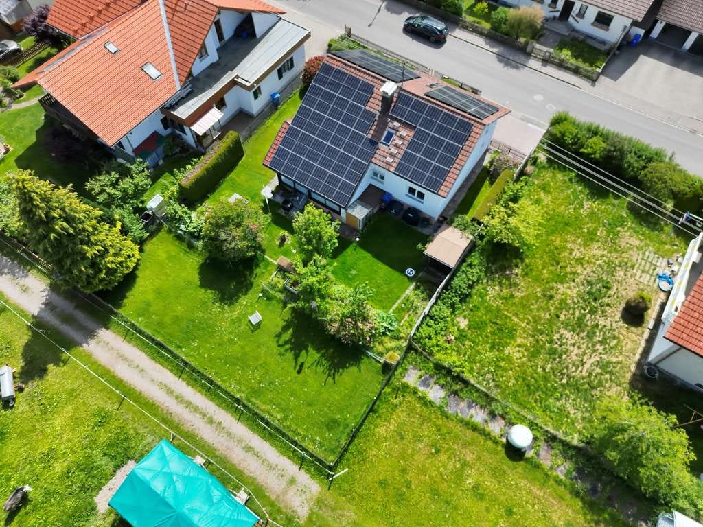 Immobilie in Wiggensbach - Viel Platz für Ihre Ideen: Modernisiertes Einfamilienhaus in Wiggensbach - Bild 0