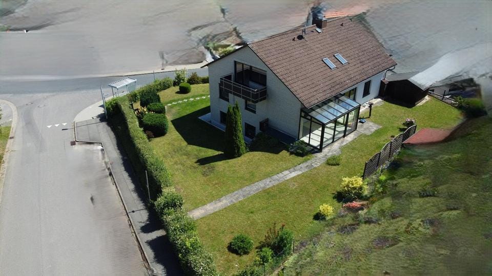 Immobilie in Nörten-Hardenberg - Raumwunder ruhige Ortsrandlage mit Ausblick mittig zwi.GÖ&NOM - Bild 0