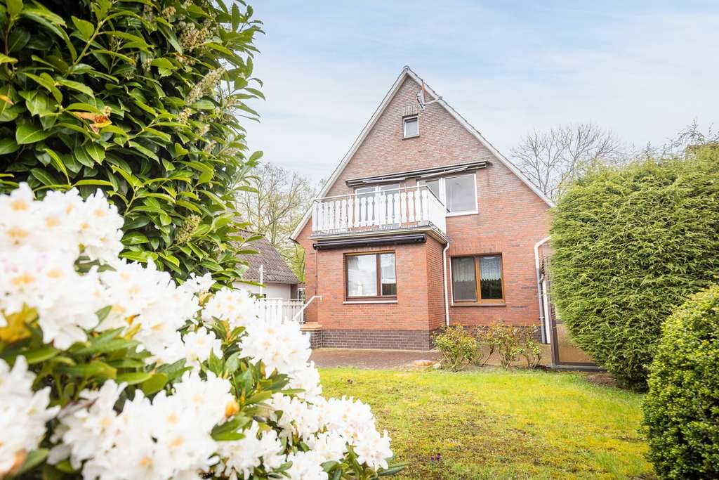 Immobilie in Diepholz - Familienfreundliches Ein- bis Zweifamilienhaus für die große Familie - Bild 1