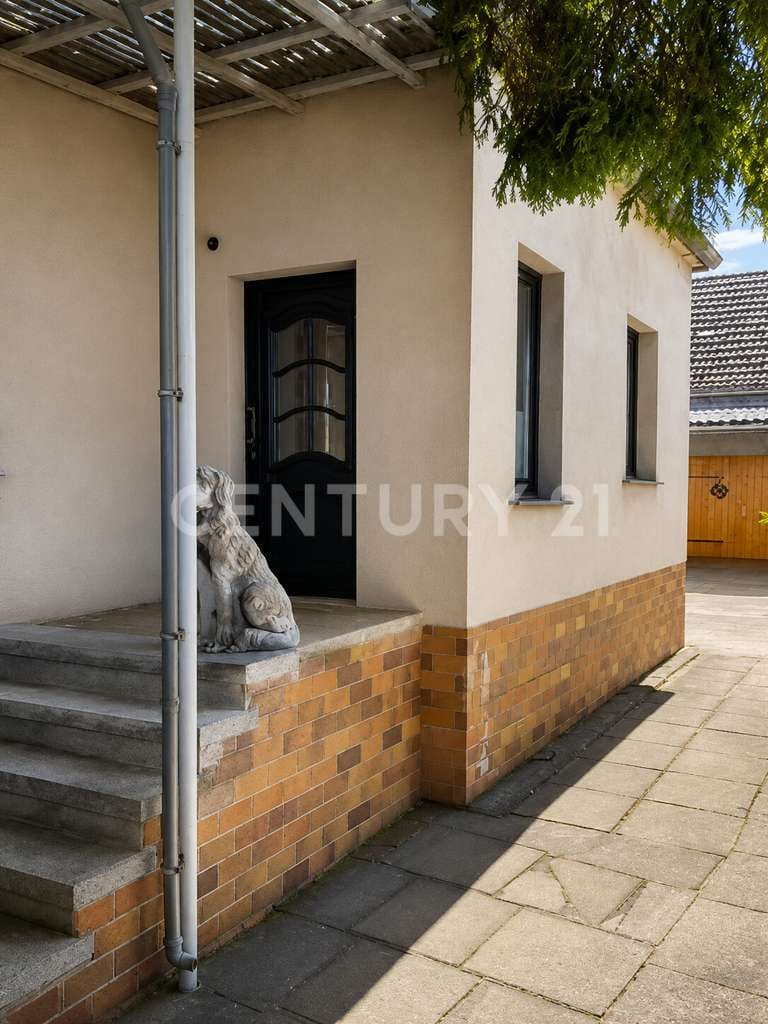 Immobilie in Nuthe-Urstromtal - Charmantes Zweifamilienhaus mit großem Nebengelass und vielseitigem Entwicklungspotenzial - Bild 3