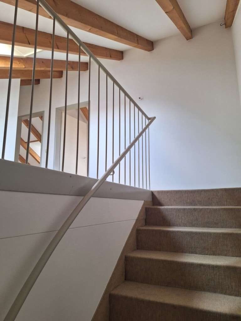 Immobilie in Neufahrn bei Freising - Schönes Wohnen im Herzen der Gemeinde - Geräumige 4 Zi,- Mais.-Whg. mit Balkon und TG, Neufahrn (s1) - Bild 3