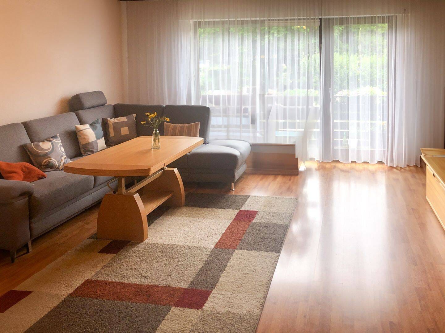 Immobilie in Kirchentellinsfurt - Gepflegte 3-Zimmer-Wohnung mit Balkon und Außenstellplatz in ruhiger Lage - Bild 1
