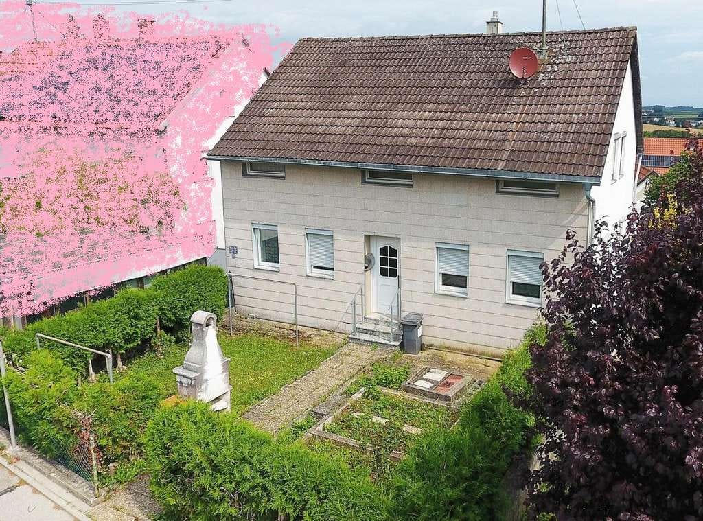 Immobilie in Attenkirchen - Einfamilienhaus zum Kauf - Bild 0