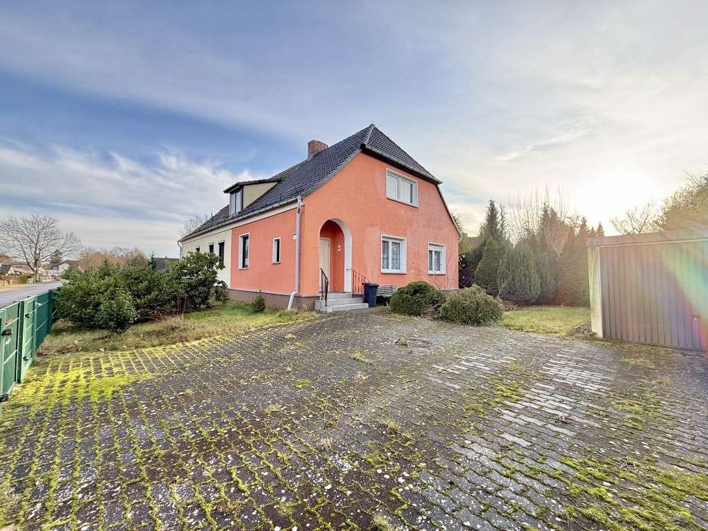 Immobilie in Gransee - Doppelhaushälfte mit großen Grundstück und einem Herrlich blick aufs Feld - Bild 0