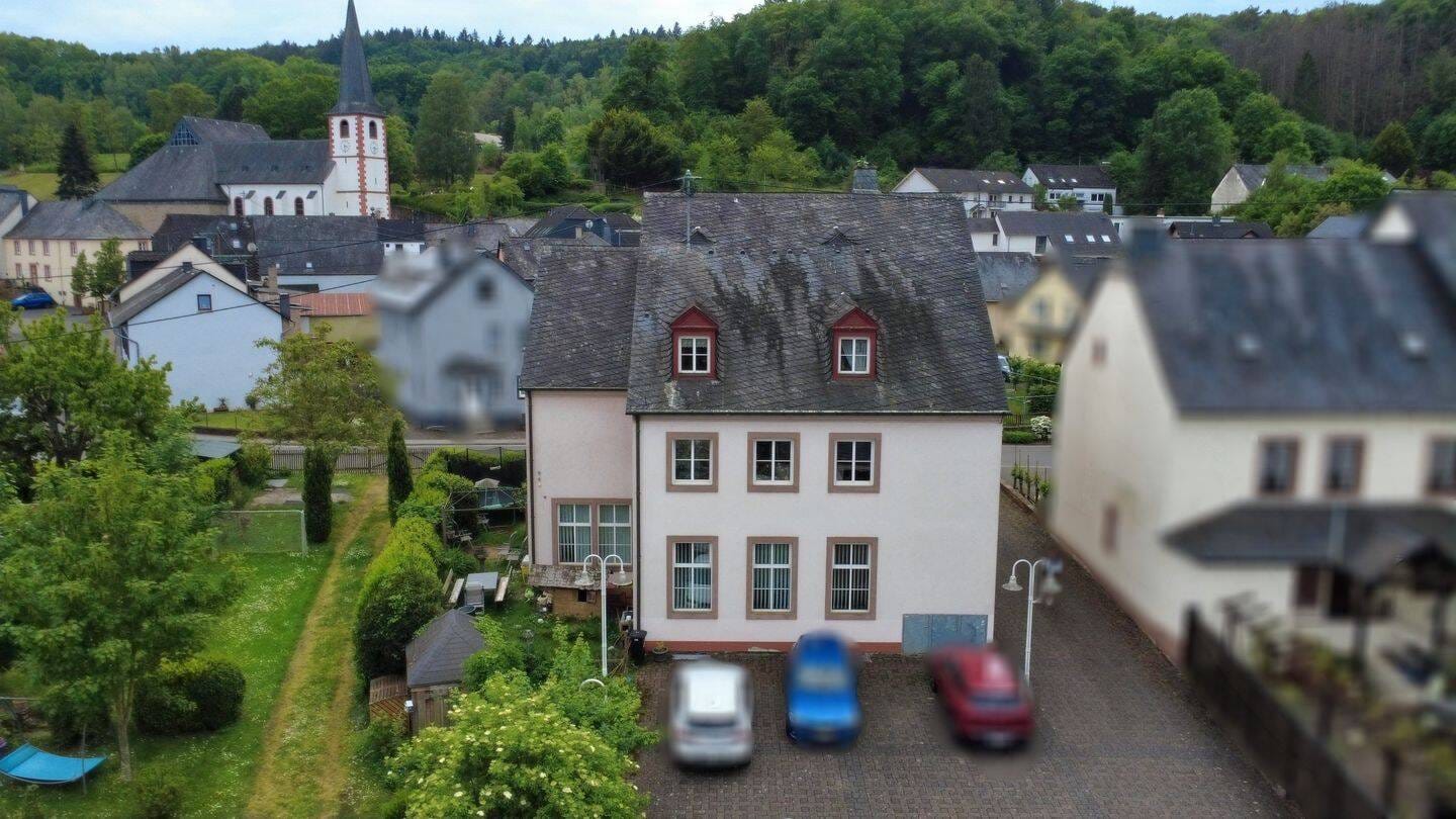 Immobilie in Kenn - Attraktives Wohn- und Geschäftshaus mit Entwicklungspotenzial in Kenn! - Bild 3