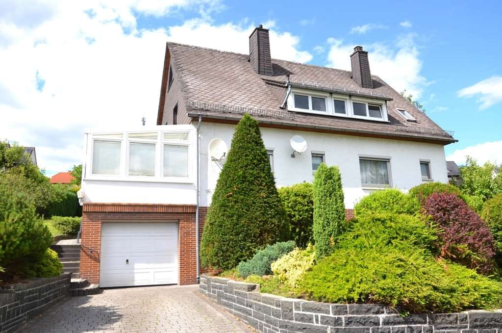Immobilie in Herborn - Schöne Aussichten - neues Zuhause mit viel Raum für Familienzeit - Bild 2