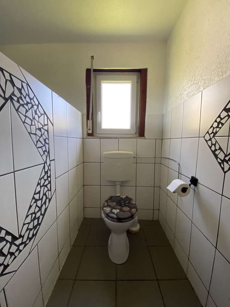 Immobilie in Ulrichstein - Ruheoase - herrlich gelegenes Einfamilienhaus mit Scheune und Garten - Bild 5