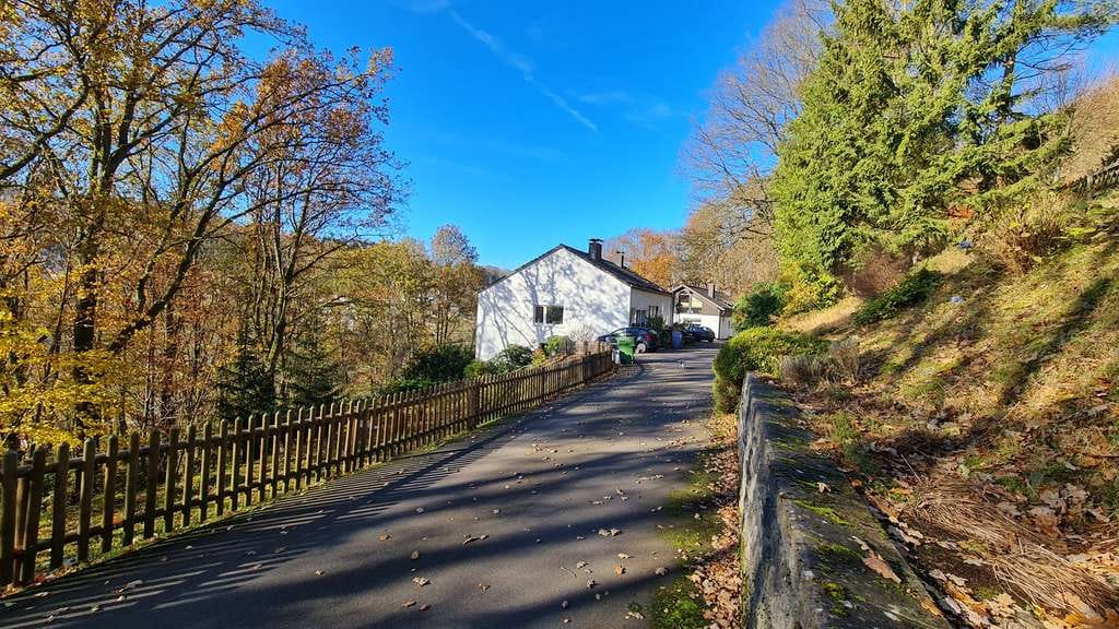 Immobilie in Schalksmühle - Im Herzen von Schalksmühle und doch im Grünen - Bild 1