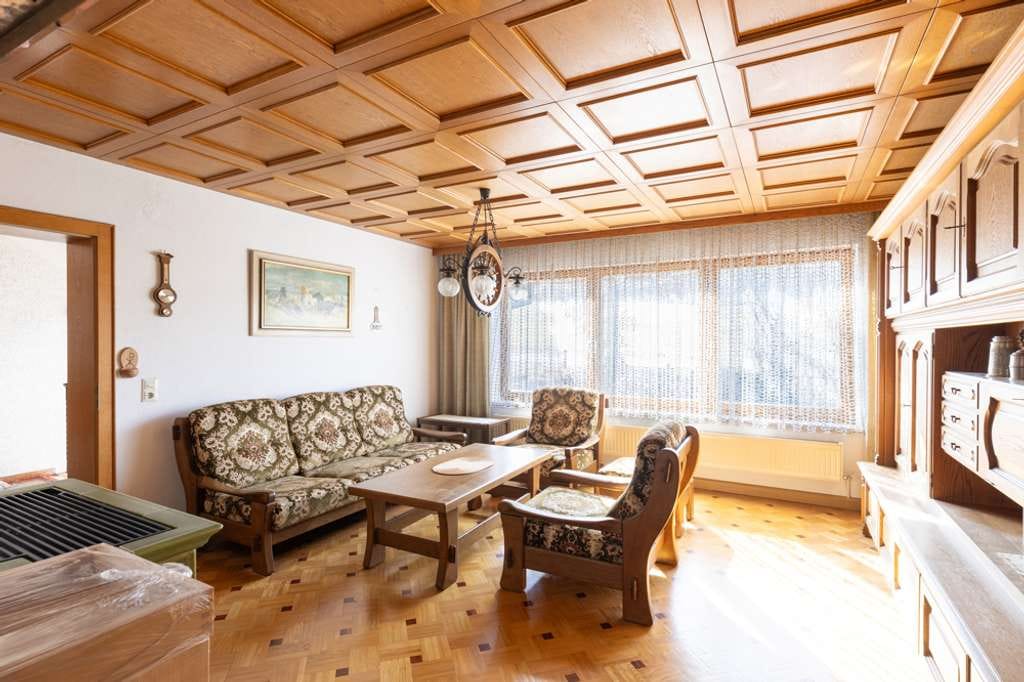 Immobilie in Hutthurm - Hutthurm/Kalteneck: Haus mit 3 Wohnungen - Bild 1