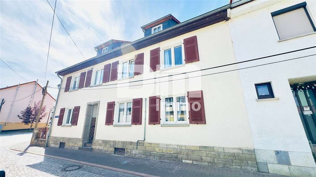 Immobilie in Amt Creuzburg - Vielseitiges Raumwunder mit Potenzial: Ein- bis Zweifamilienhaus im Herzen von Amt Creuzburg - Bild 1
