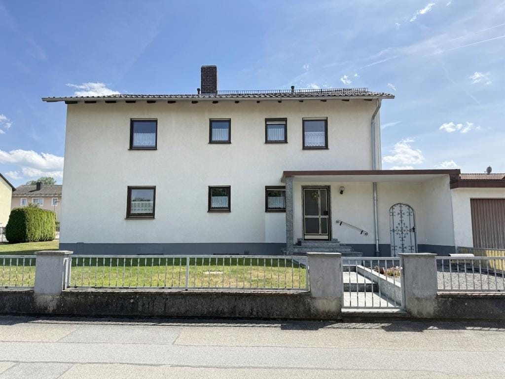 Immobilie in Eichendorf - Mehrfamilienhaus in Eichendorf - Bild 3