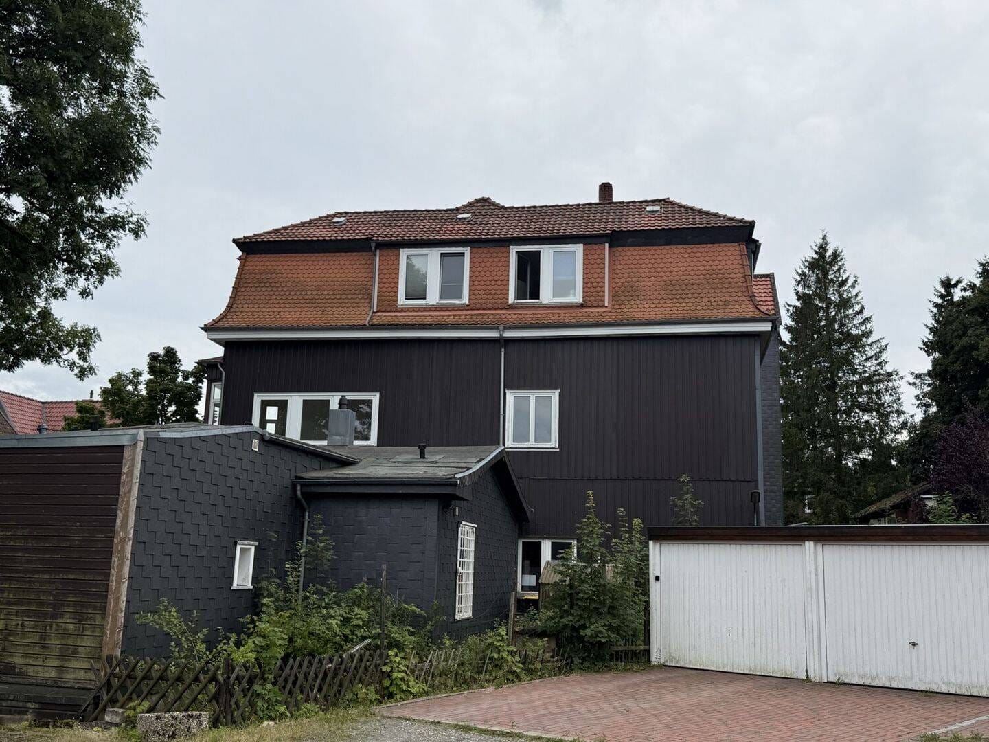 Immobilie in Goslar - Mehrfamilienhaus mit 2 Gewerbeeinheiten und 5 Wohneinheiten in Hahnenklee - Bild 4