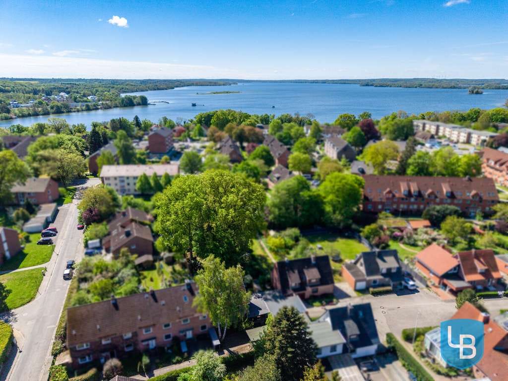Immobilie in Plön - Wohnen zwischen Schöhsee und Großem Plöner See – Reihenendhaus mit Garten - Bild 0