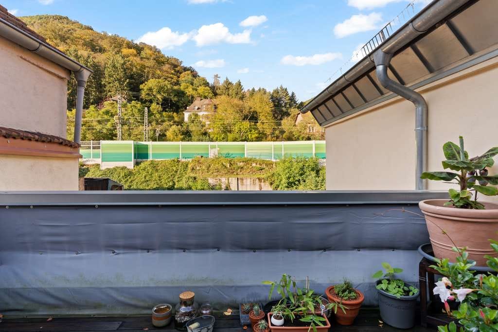 Immobilie in Lambrecht - Helle DG-Wohnung -sonniger Balkon und Gartenanteil, 2 x Stellplatz, nur 7 km zum Marktplatz Neustadt - Bild 4