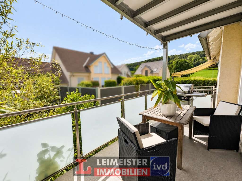 Immobilie in Kleinwallstadt - Familienfreundliche DHH mit *zwei Balkonen, Terrasse und Garage* in Hofstetten - Bild 0