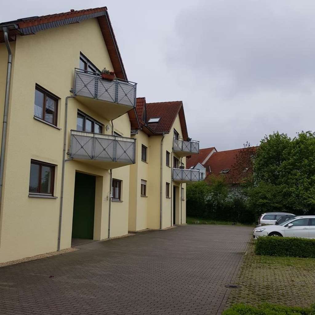 Immobilie in Bad Klosterlausnitz - Immobilienpaket mit hoher Rendite 2 ETW plus TG - Stellplatz - Bild 4