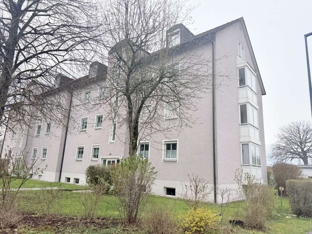 Immobilie in Kulmbach - Günstige Gelegenheit* 2-Zimmer-Wohnung nahe dem Kulmbacher Klinikum - Bild 2