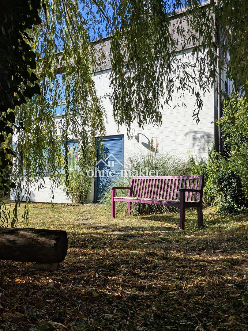 Immobilie in Veitshöchheim - Großzügiges Reihenendhaus mit Einliegerwohnung, Garten, Kamin & Sauna - Bild 0