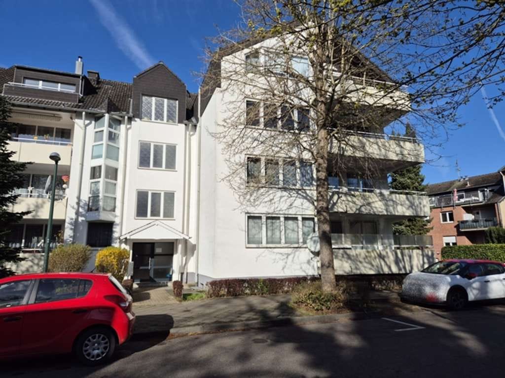 Immobilie in Düren - "Vermietetes Souterrain-Appartement!" - Bild 2