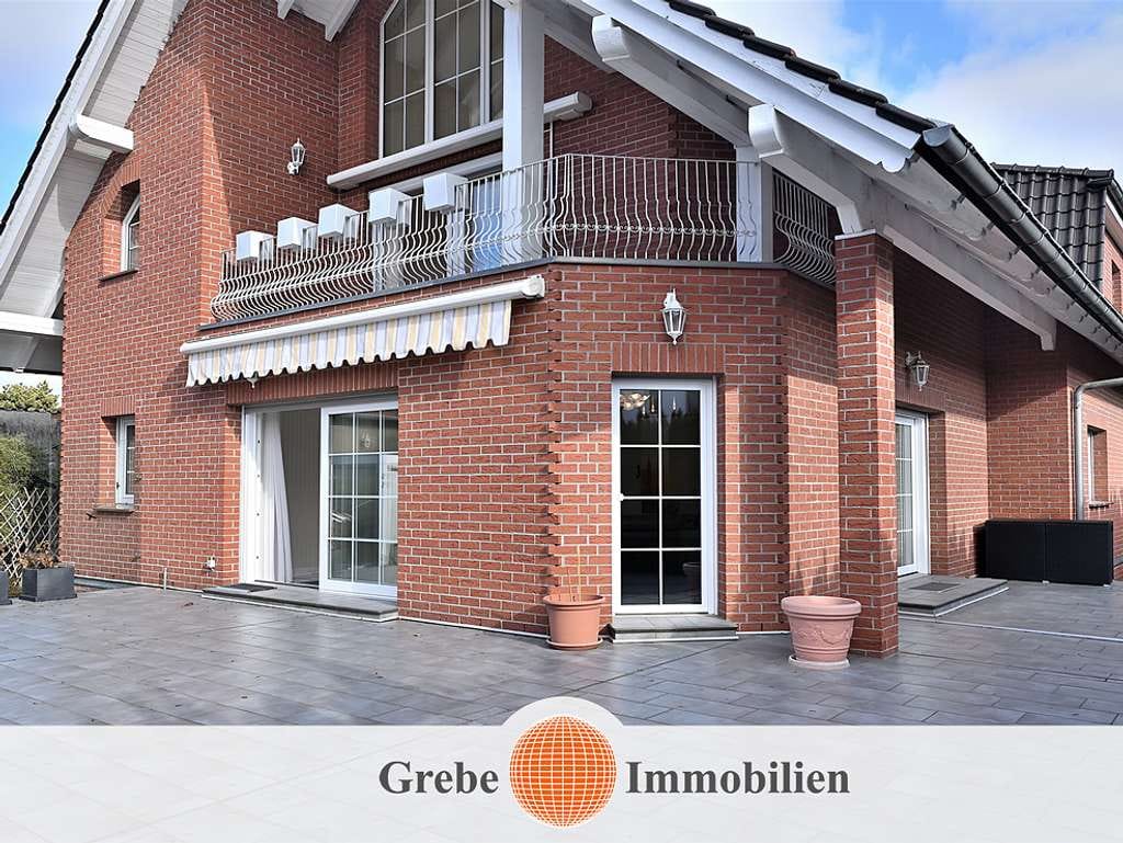 Immobilie in Fürstenwalde/Spree - Absolut hochwertiges Zweifamilienhaus mit 3 Bädern und Vollkeller! - Bild 3