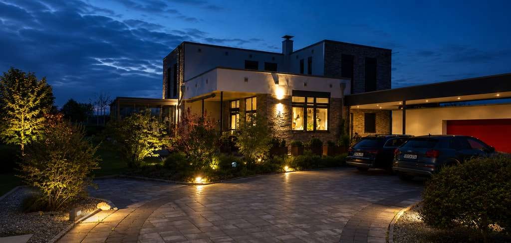 Immobilie in Badendorf - Moderne Architektenvilla mit hochwertiger Ausstattung und hervorragender Anbindung - Bild 1
