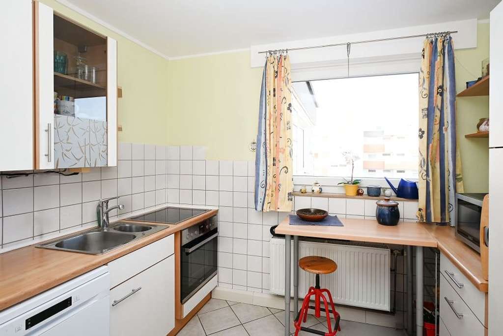 Immobilie in Bielefeld - Kapitalanleger aufgepasst: Renditestarke 4-Zimmer-Wohnung mit weitem Blick ins Grüne! - Bild 3