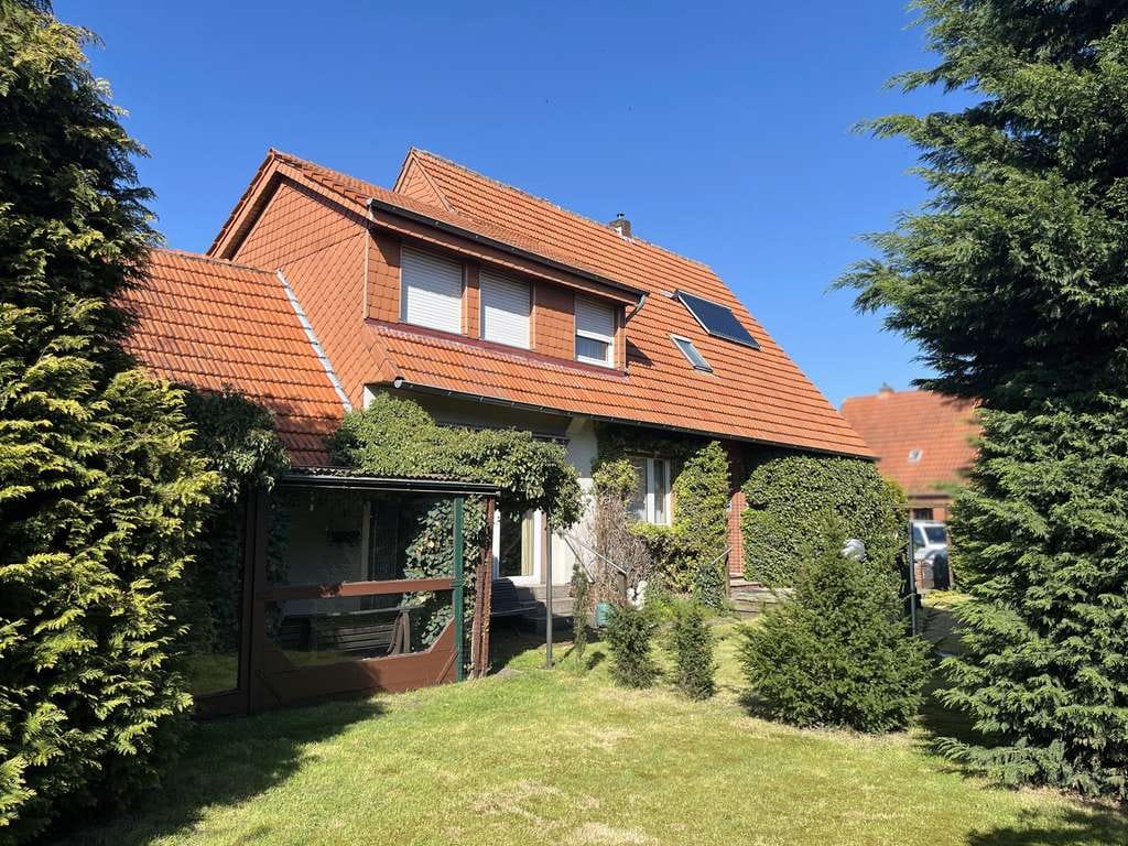 Immobilie in Recke - Verleihen Sie dieser Immobilie neuen Glanz! - Zweifamilienhaus in Recke - Bild 1