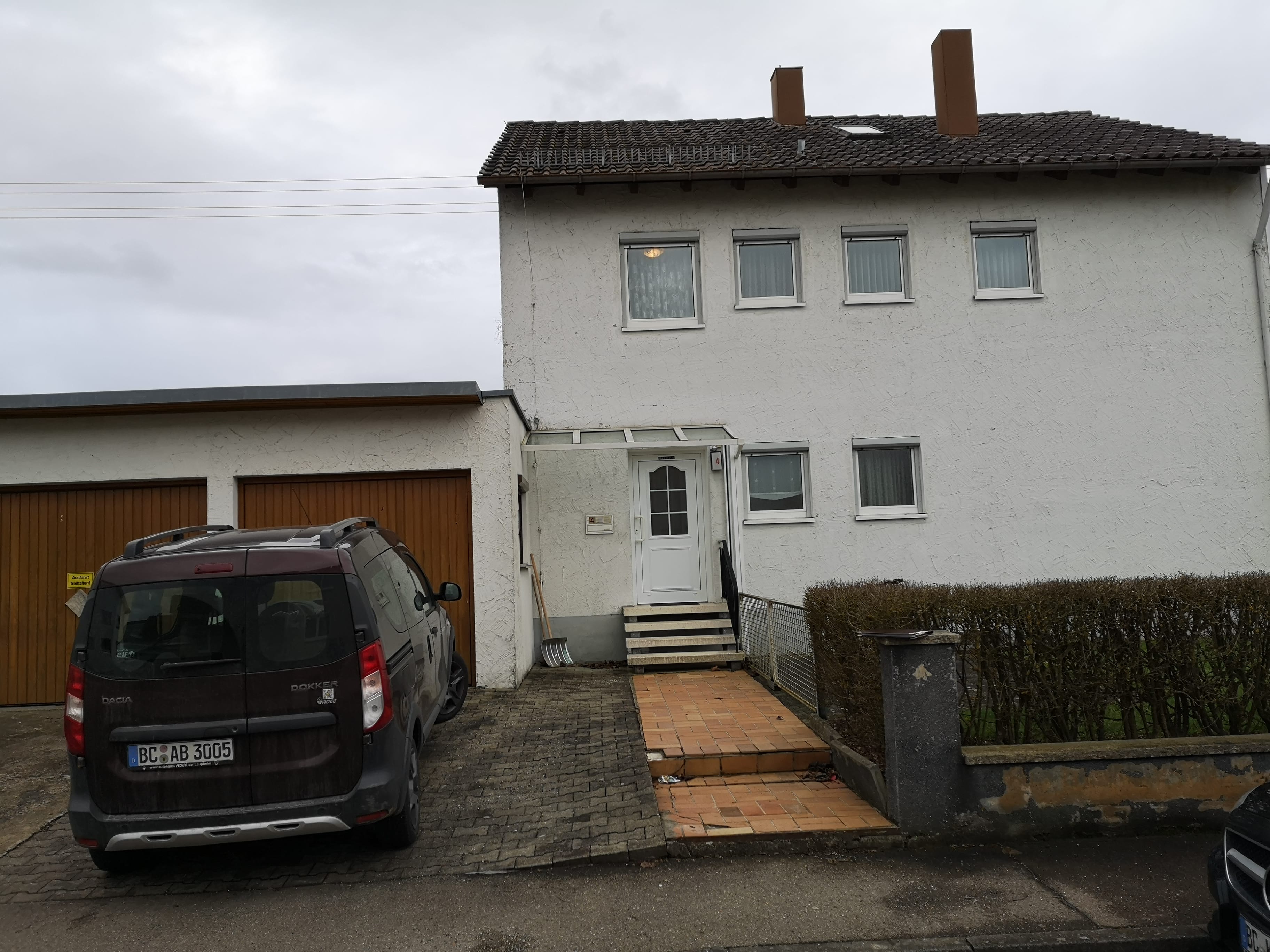 Immobilie in Achstetten - Einfamilienhaus mit Doppelgarage - Bild 2