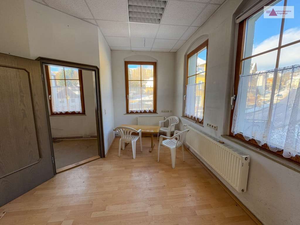 Immobilie in Grünhain-Beierfeld - Denkmalgeschütztes Liebhaberstück! - Mehrfamilienhaus mit Potenzial in Beierfeld - Bild 4
