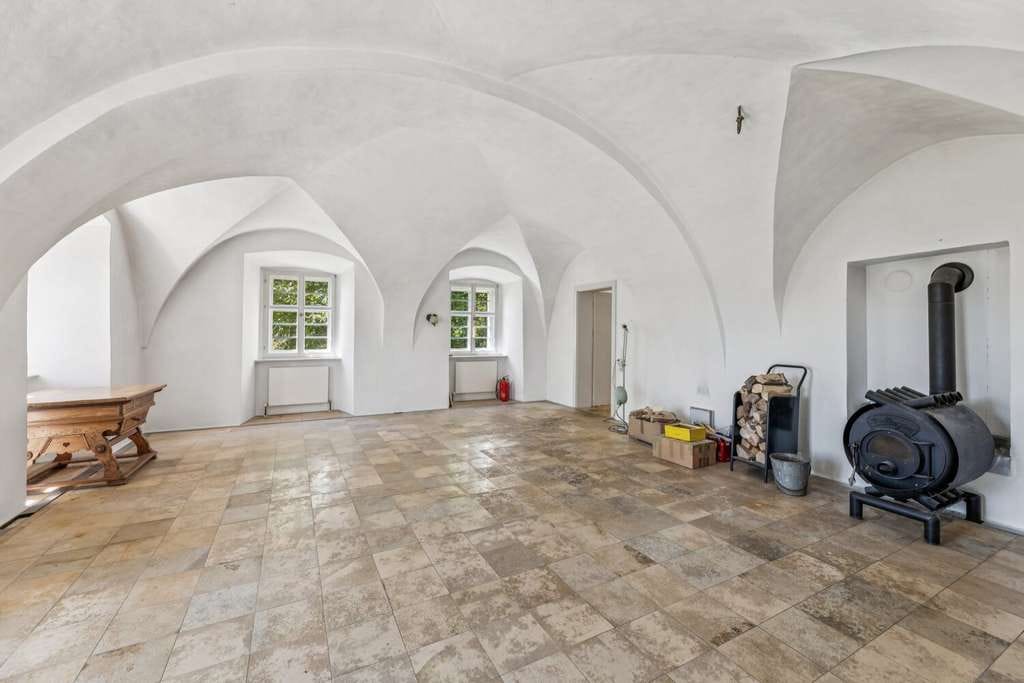 Immobilie in Mistelgau - Historische Schlossresidenz mit zauberhafter Gartenkulisse - Bild 4