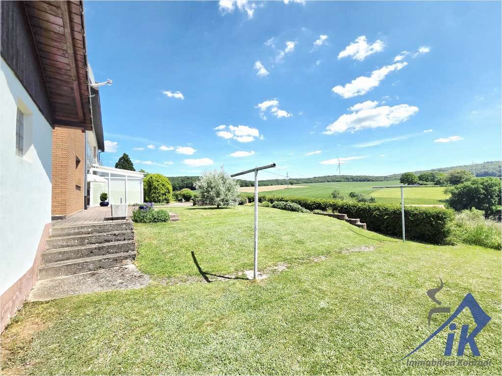 Immobilie in Herschweiler-Pettersheim - IK | Herschweiler-P: Attraktives ZFH mit großzügigem Garten und traumhaftem Ausblick ins Grüne - Bild 3