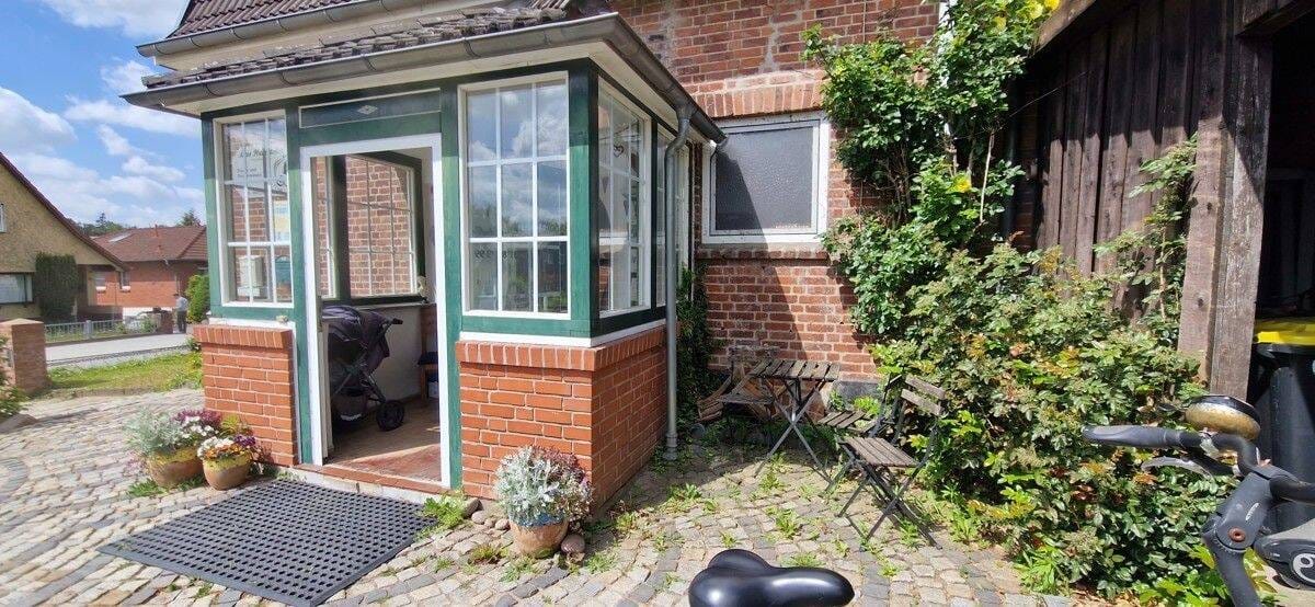 Immobilie in Bad Oldesloe - Wohnen und Arbeiten unter einem Dach! - zu kaufen in 23843 Bad Oldesloe - - Bild 2