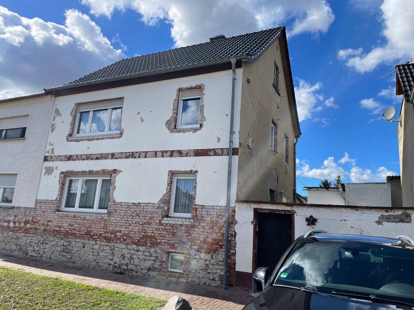 Immobilie in Barby - Einfamilienhaus mit Nebengelass zum Fertigbauen in Breitenhagen - Bild 1