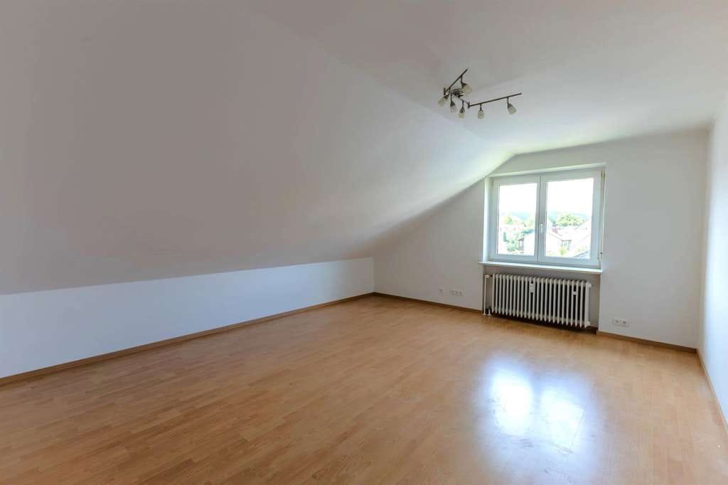 Immobilie in Reichertshausen - Herrliche 3-Zi.-ETW mit Gartennutzung und Garage in ruhiger Lage von Steinkirchen! - Bild 4