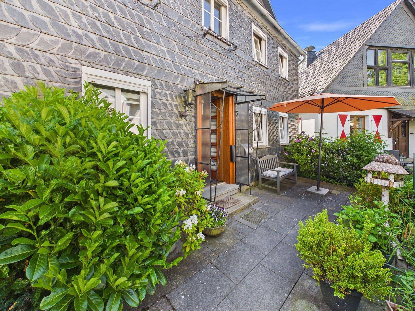 Immobilie in Herscheid - SCHADE IMMOBILIEN - Charmantes Einfamilienhaus mit Historie in Herscheid zu verkaufen! - Bild 3