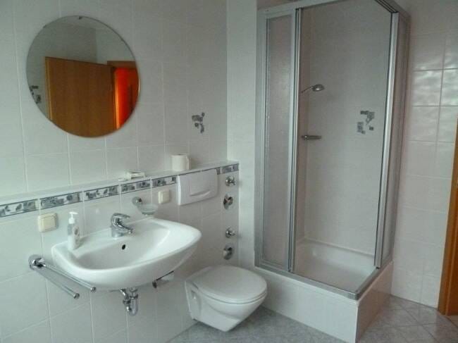 Immobilie in Mering - helle, großzügige 2-Zimmer Wohnung - Bild 3