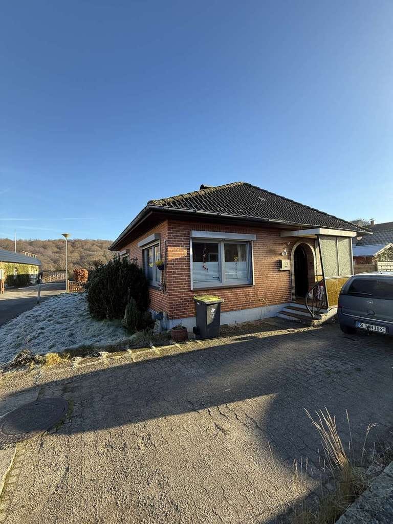 Immobilie in Harrislee - Einfamilienhaus mit Anbau - Bild 1