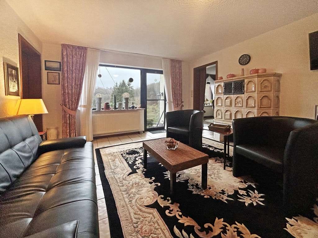 Immobilie in Dürrholz - Großzügiges Landhaus mit 1.500 m² Grundstück – ruhig gelegen & vielseitig nutzbar - Bild 4