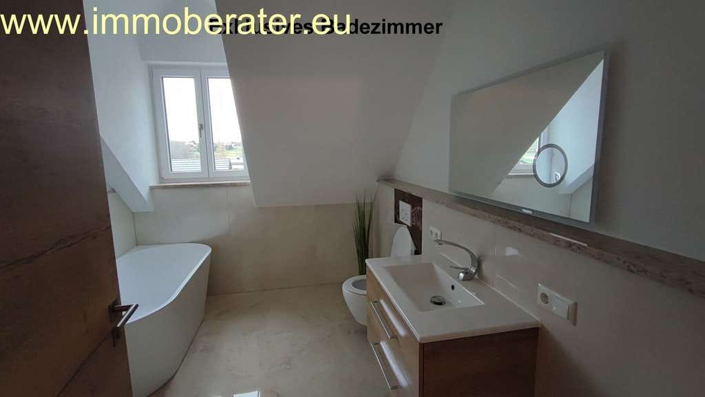 Immobilie in Waidhaus - Kap. Anlage oder Eigenbezug? Normal oder luxuriös wohnen? Design-Whg. in exklus. Gebäude / 2-Zi-WFL  - Bild 4