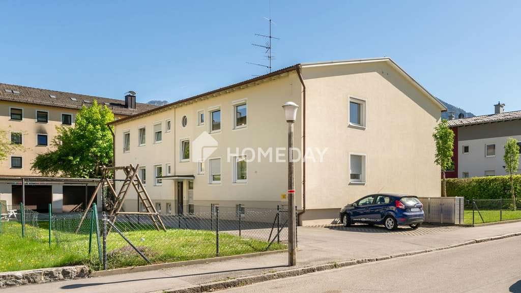 Immobilie in Bad Reichenhall - Gepflegtes MFH mit großem Grundstück, Entwicklungspotenzial und attraktiven Nutzungsmöglichkeiten - Bild 2