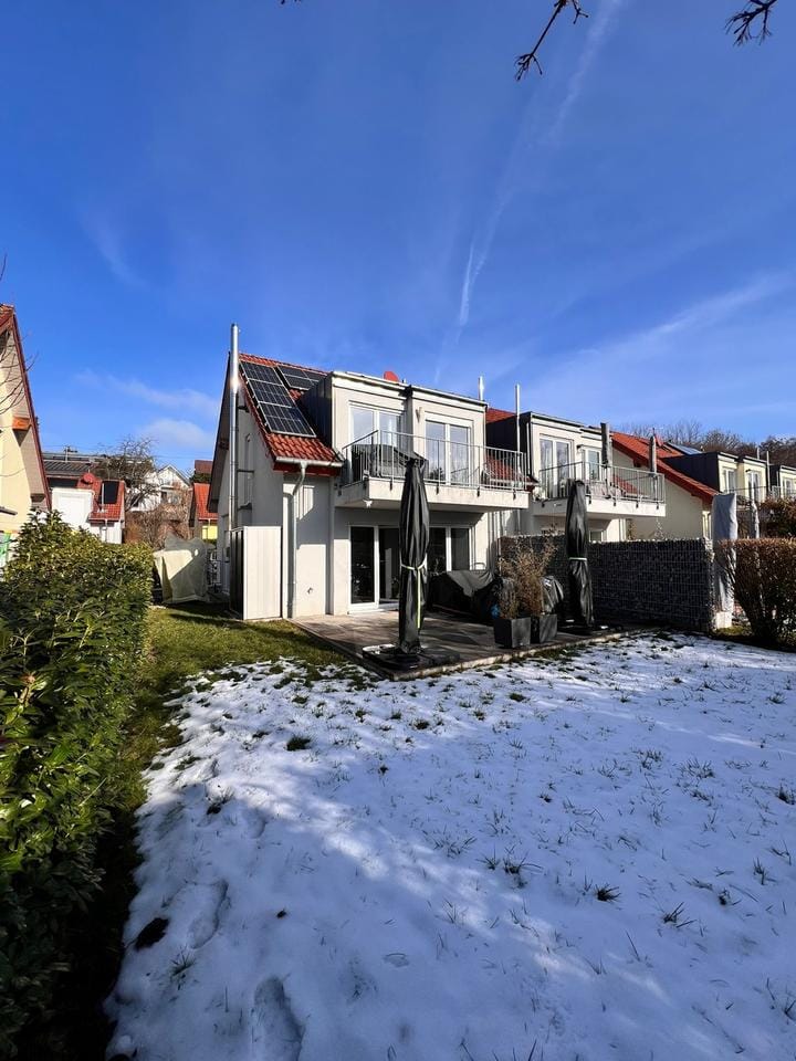 Immobilie in Berglen - Moderne Doppelhaushälfte zw. Winnenden und Schorndorf - privat - Bild 0