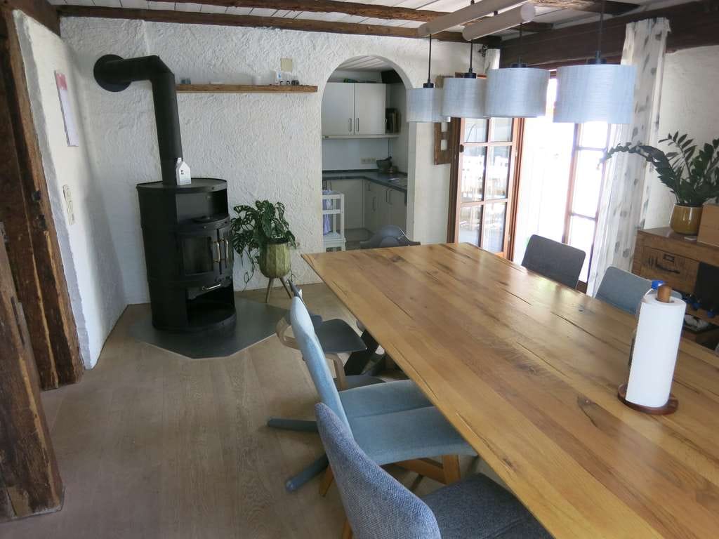 Immobilie in Engen - Einfamilienhaus, ca.175,6 qm Wohnfläche + ca.95 qm Nutzfläche, Grundstück 452 qm, Engen/Anselfingen - Bild 4
