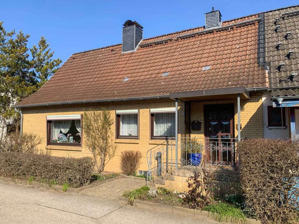 Immobilie in Molfsee - Offenes Bieterverfahren! Doppelhaushälfte in Kiel-Hammer - Bild 1