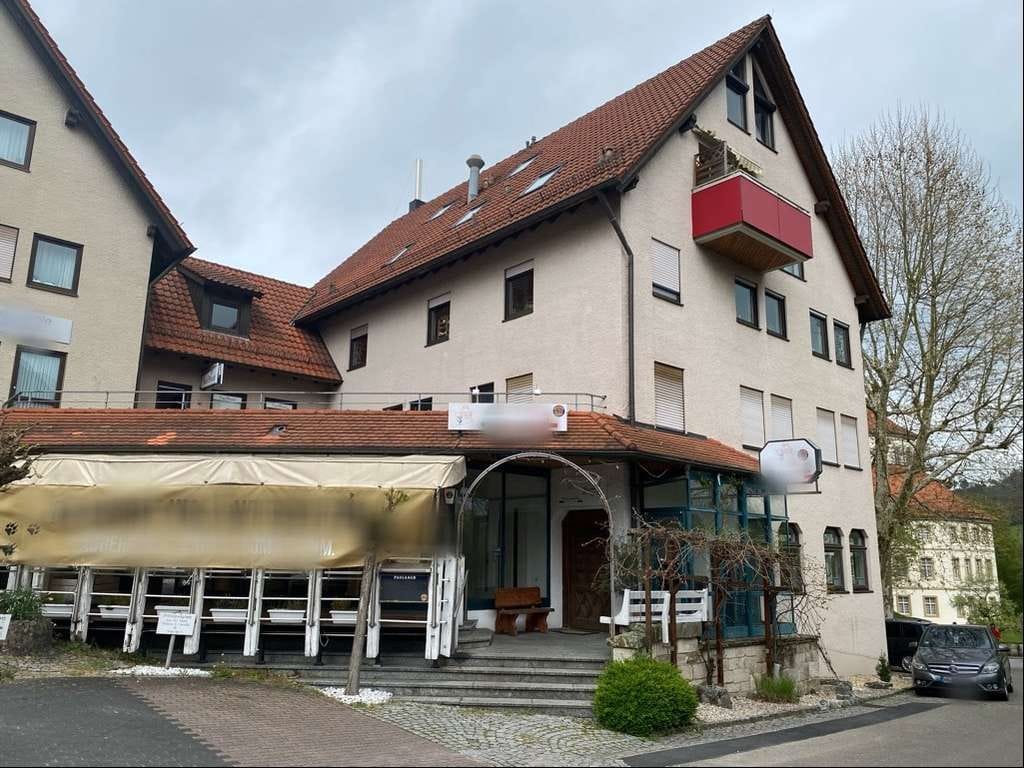 Immobilie in Oppenweiler - PREISREDUKTION! Ehemalige Praxis I Umwidmungsbeschluss in Wohnraum liegt vor! - Bild 0